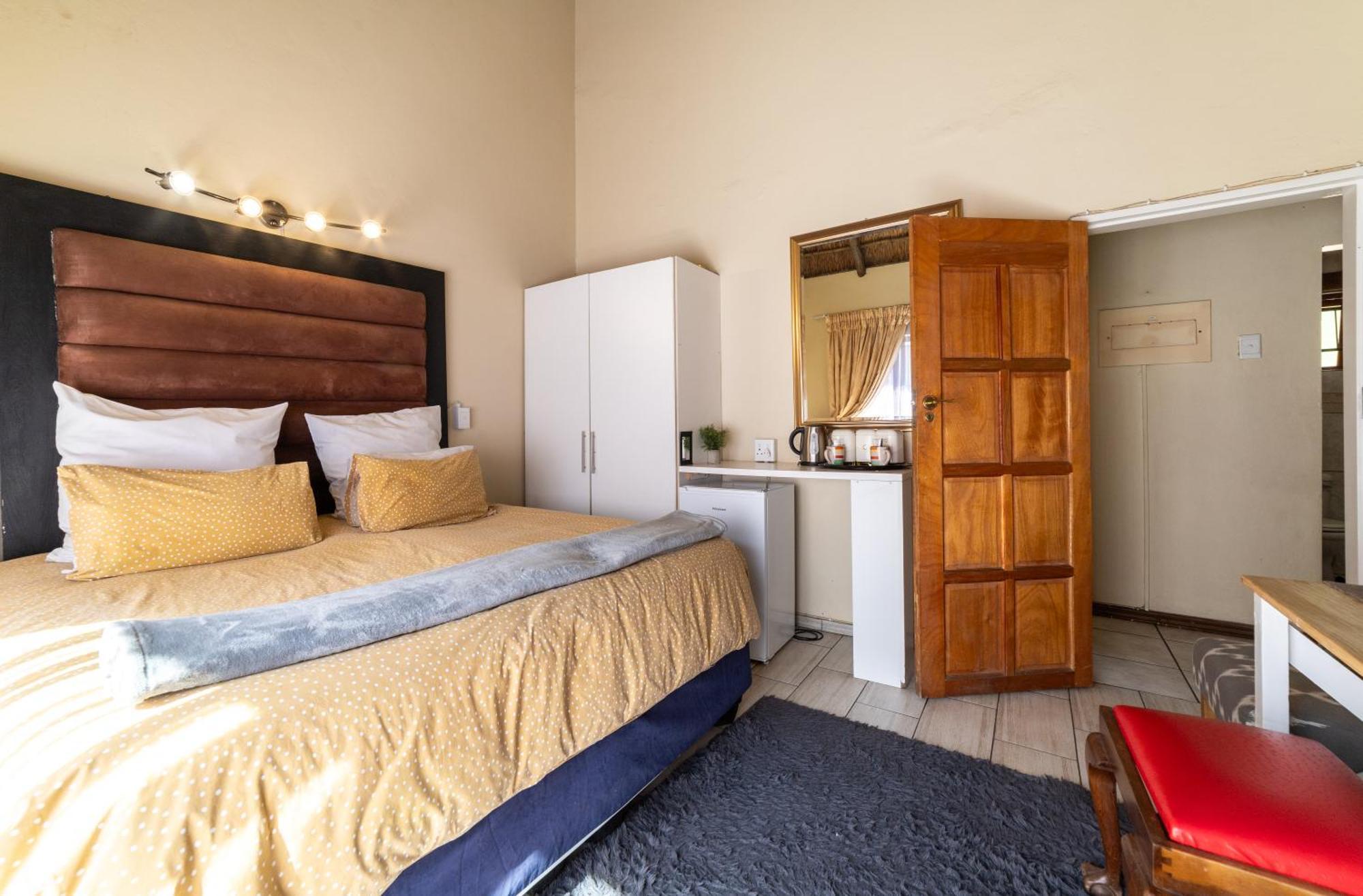Thatch Haven Guesthouse Centurion Eksteriør billede